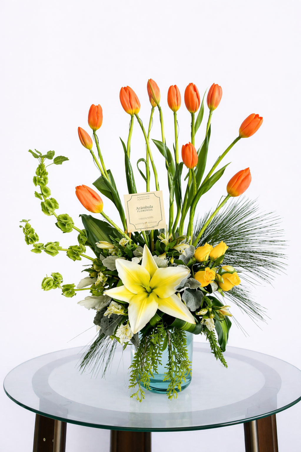 ARREGLO DE TULIPANES